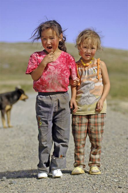 22. mongolia girls