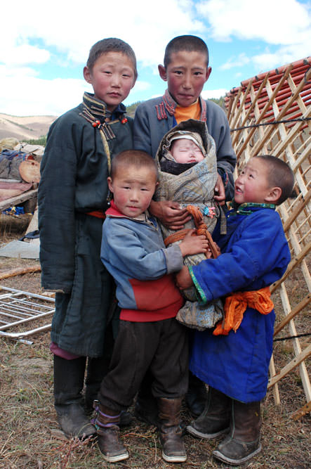 4. mongolia children